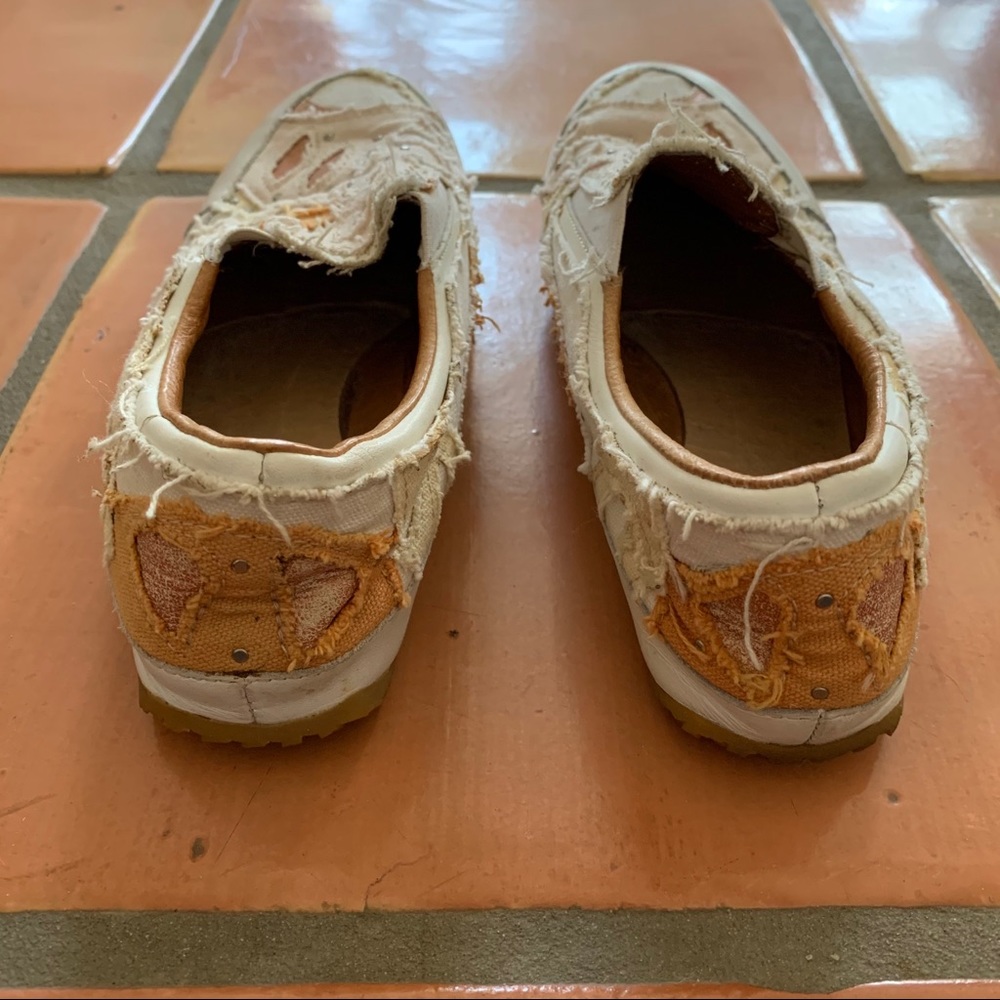 Slip-On Distressed Leather Women’s Sneakers 7.5 - Picture 7 of 8